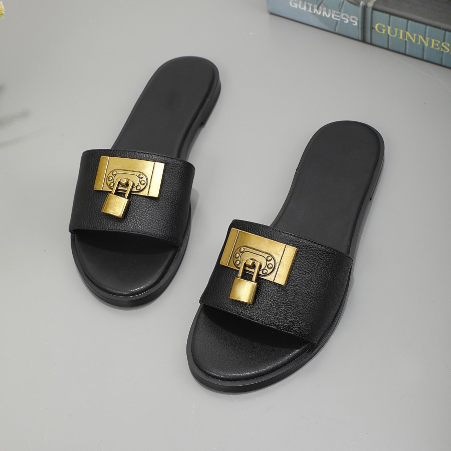 

2021 Ladies Fashion Designers Flat Slides Flip Flops Woman Slides Women Luxurys Designers Genuine Leather Sandals Beach flip flops 35-42