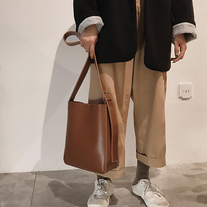 

vintage women shoulder bags designer wide strap crossbody bag lxuury pu leather messenger bag large capacity bucket bags purses, Black