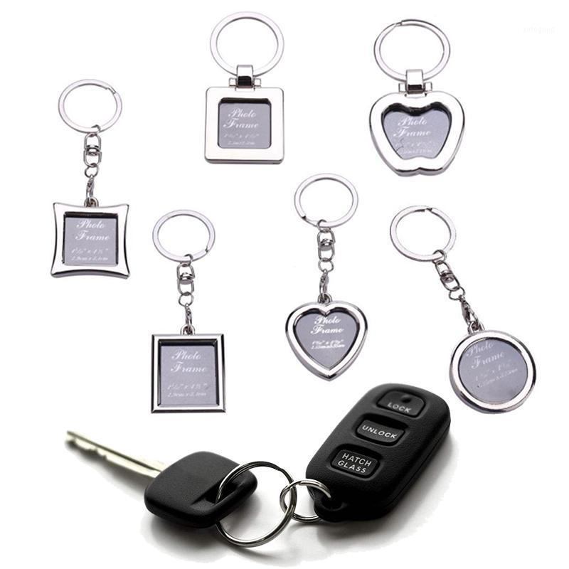 

Keychains DIY Metal Po Frame Keychain Car Accessories Heart Keyring Lover Gift Square For Golf 7 Key Pendant1