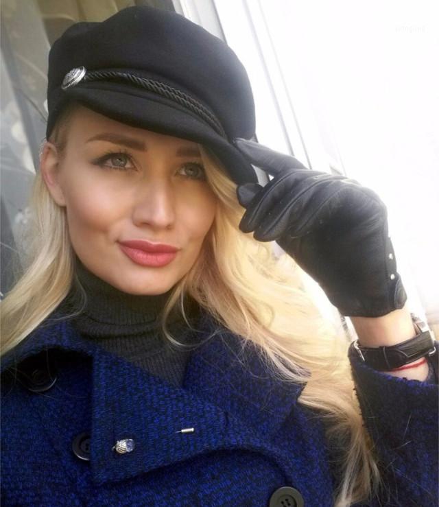 

Sboy Hats Wholesale- Fashion Beret Women Octagonal Cap Black Wool For Men Lady Autumn Winter Caps1, As pic