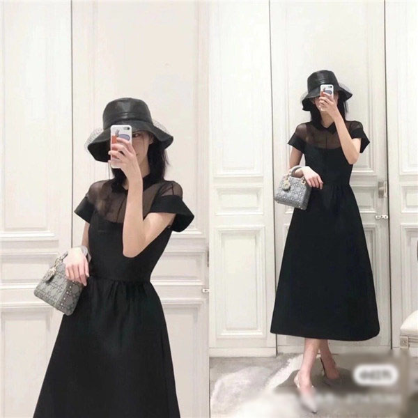 

2021 new women dress heart-shaped embroidery badge sleeveless skirt fashion skirt spring clothing er2