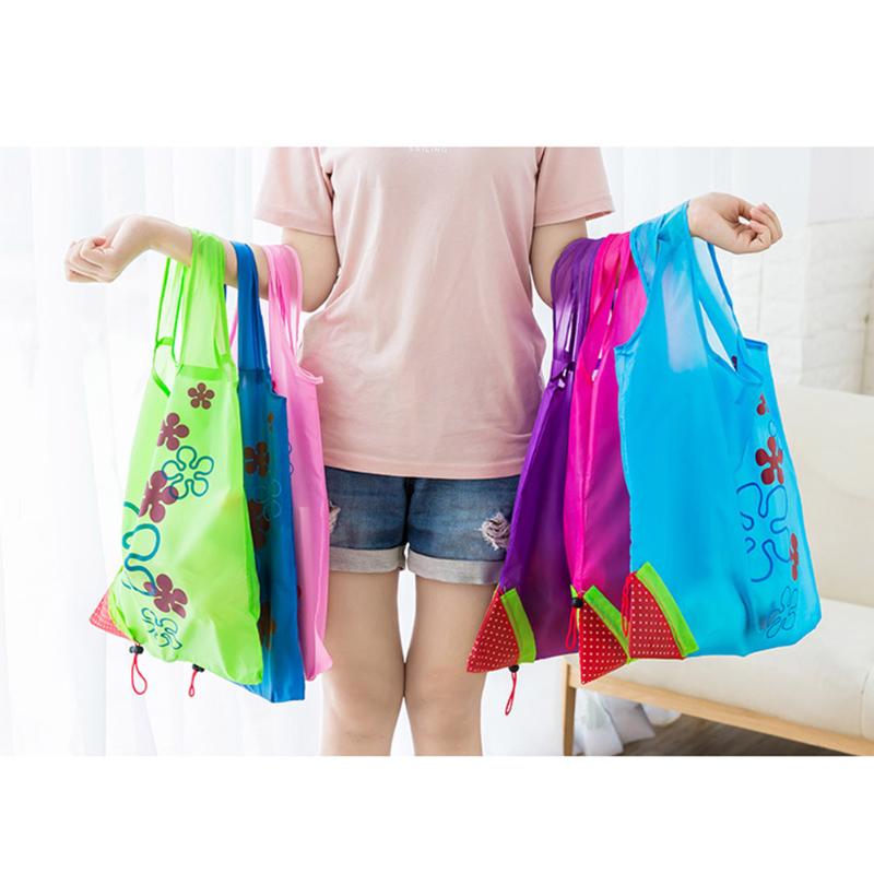 

Hot Creative environmental storage bag Handbag Strawberry Foldable Shopping Bags Reusable Folding Grocery Nylon eco tote Bag