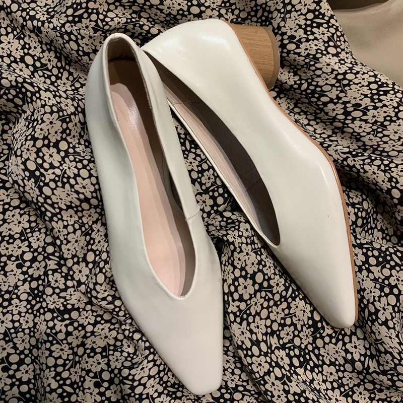 

2021 New Arrival Female Genuine High-heeled Black-white Rice Shoes UVE8