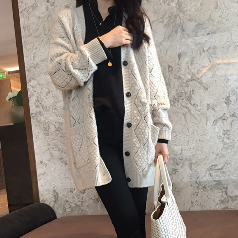 

Long loose style cardigans for women knitting sweaters 2020 New winter fashions feminine knitted wool, Beige