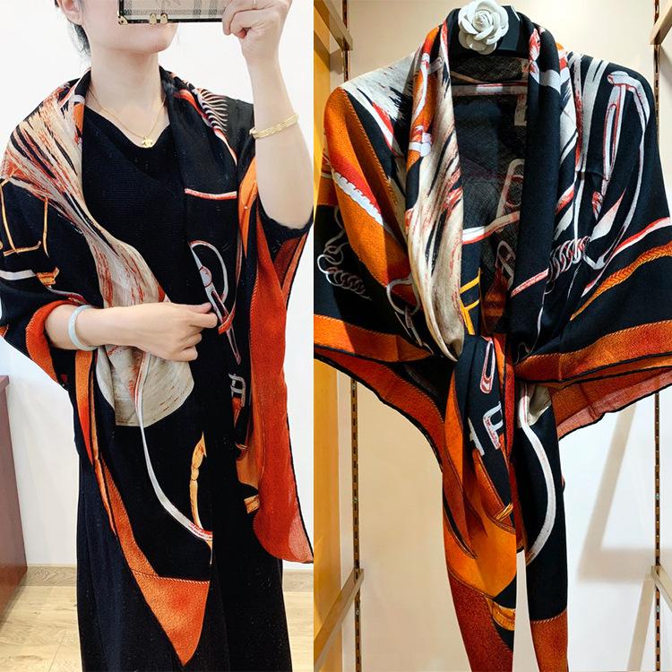 

Female Hijab Stoles Square Cashmere Foulard Head Scarves Brand Designer Silk Scarf High Quality Foulard Bandana