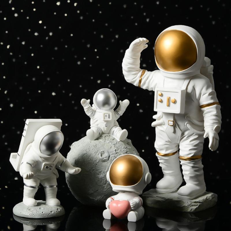

Resin Space Astronaut Figurine Sculpture Modern Art Creative Craft Desk Home Decoration Moon Explore for Child Kids Gift
