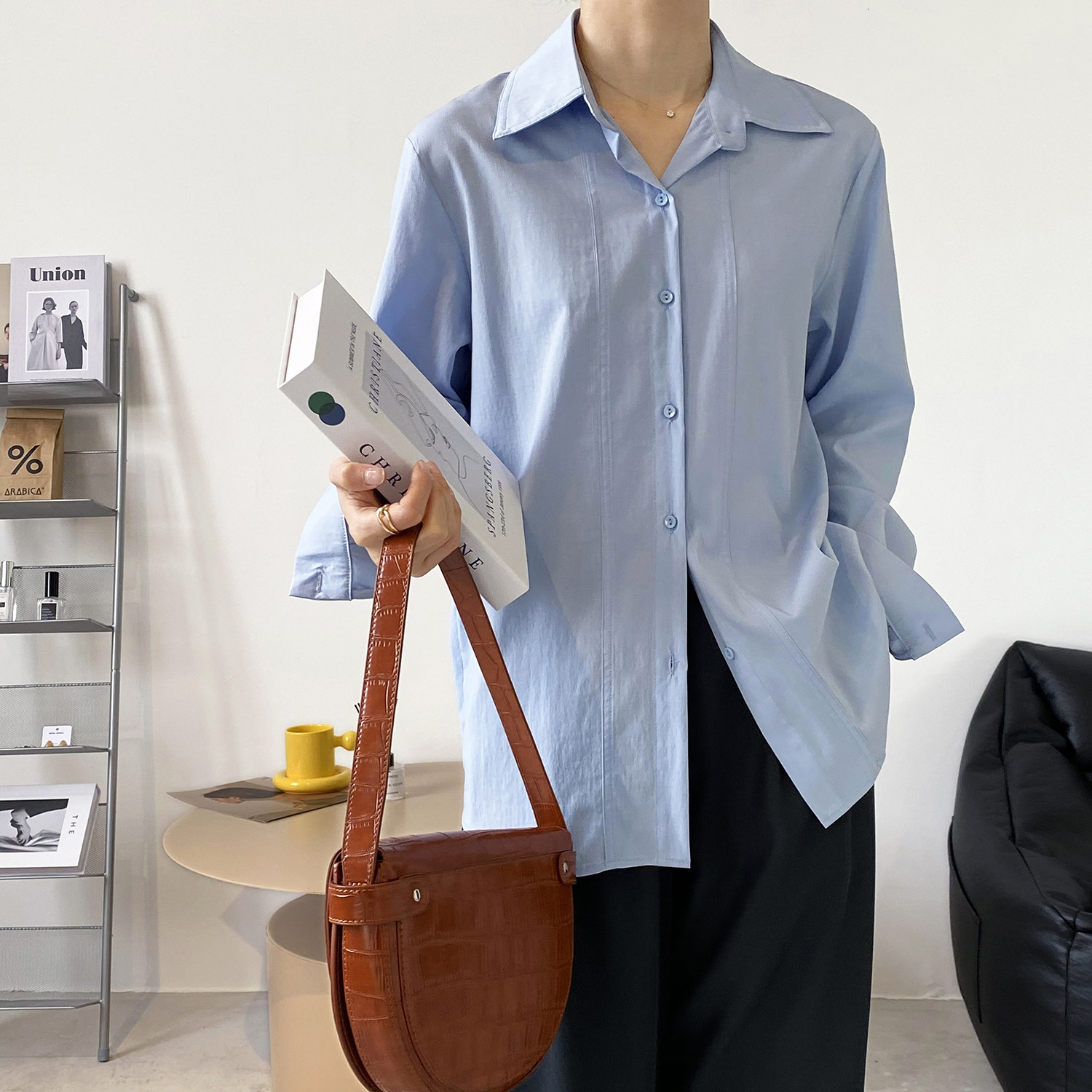 

2021 New Women Spring Turn Down Collar Cotton Material Tops and Women's Fashionable Shirts 5vvp, Sky blue.