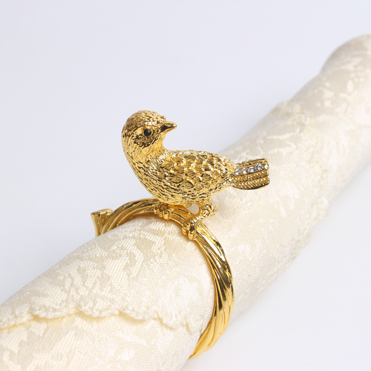 

10pcs Plated metal golden bird model room napkin buckle hotel napkin ring napkin ring 201124