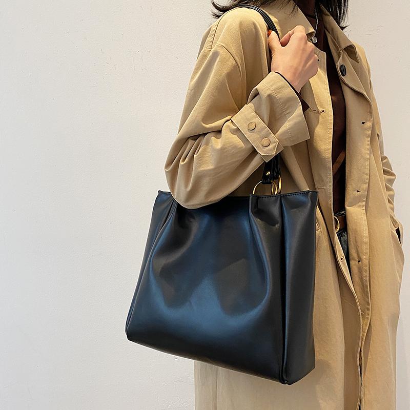

Pu Leather Shoulder Simple Bags For Women 2021 Messenger Bag Female Fashion Large Capacity Tote Casual Handbags Shoulder Bag, Black