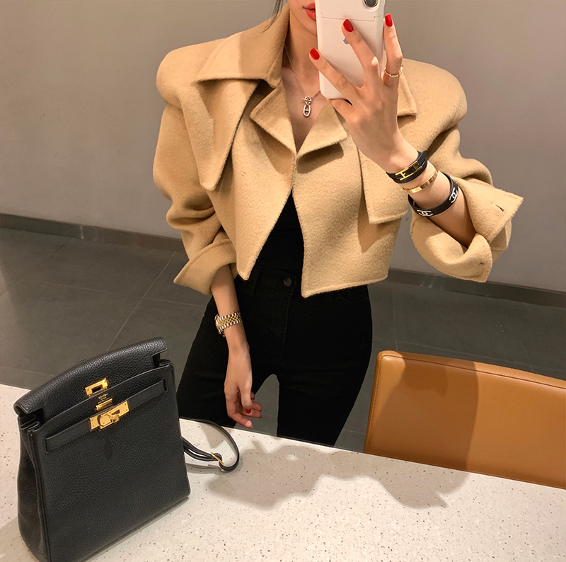 

2020 New design women's korean fashion camel color turn down collar long sleeve short high waist woolen jacket coat casacos