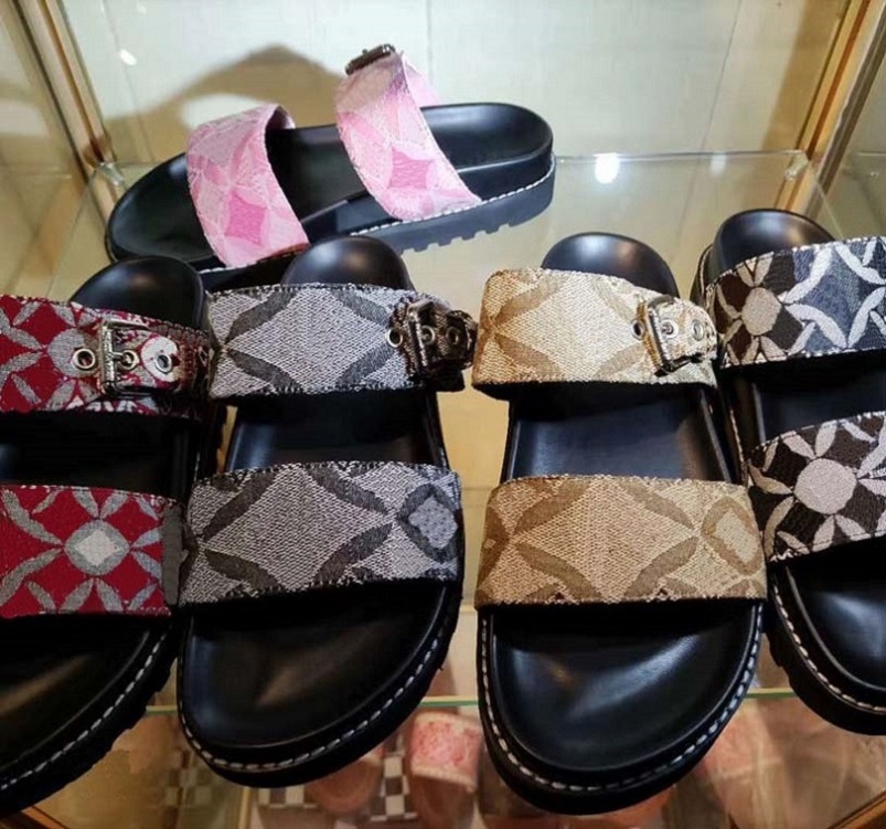 

Classics sandals slippers fRubber slide sandal Floral brocade Gear bottoms Flip Flops women striped Beach causal slipper By home011 01, #1