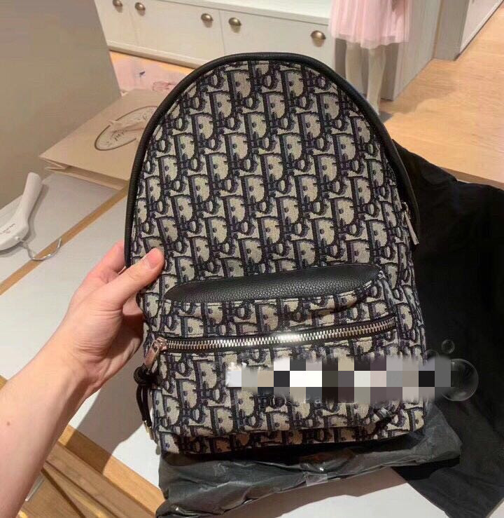 

Autumn 2021 d family new trend fashion star same couple student schoolbag backpack