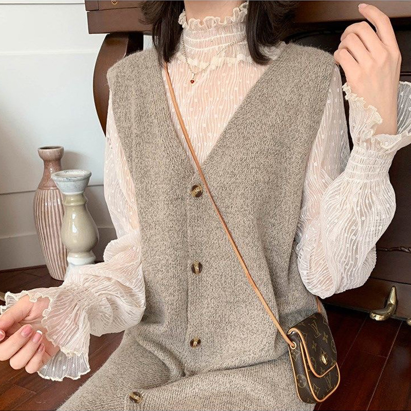 

2021 New Long-sleeve Shirts for the Women Spring Sexy Bottom Rentals Top Woman High Street Clothing Lace Blouse RP2T, Beige