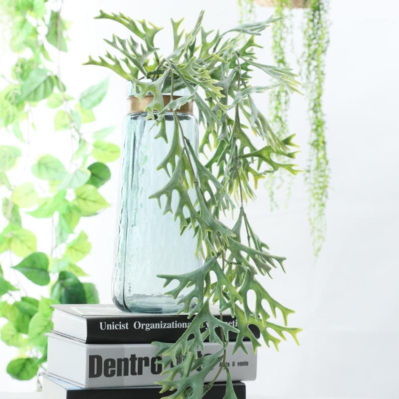 

Artificial Plastic Tufting Antlers Leaf Rattan Foliage Greenery Green Plant Vine for Wedding Christmas Party Home Decor1, 68cm