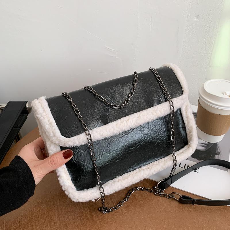 

2021 New Women's Fashion Shoulder Bag PU Leather Lamb Hair Side Messenger Bag Chain Small Square Designer, Black
