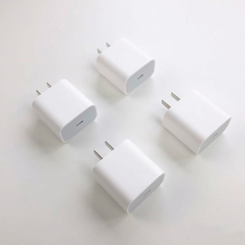 

Type-C Quick Adapter Charger OEM Portable USB-C 18W 20W PD Fast Charger For Apple Iphone 12 Charging