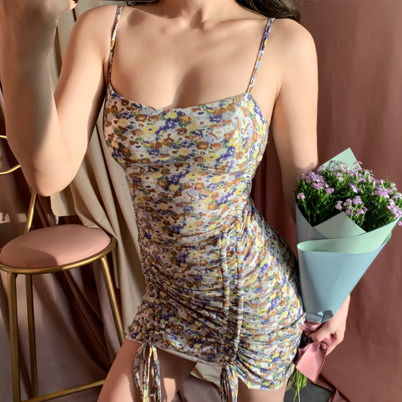 

2021 New 2109 Comfortable Vintage Little Floral String Plissate Sexy Mini-tabbed Spaghetti Strap Elastic Narrow Dress Feminine W4VS, Clear