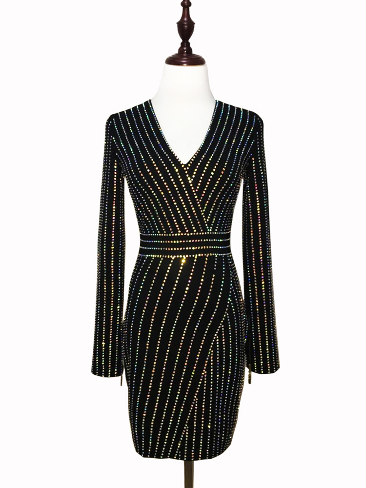 

1012 2020 Free Shipping Autumn A Line Long Sleeve V Neck Beads Black Dress Prom Fashion Flora Print Panelled Brand Same Style SH