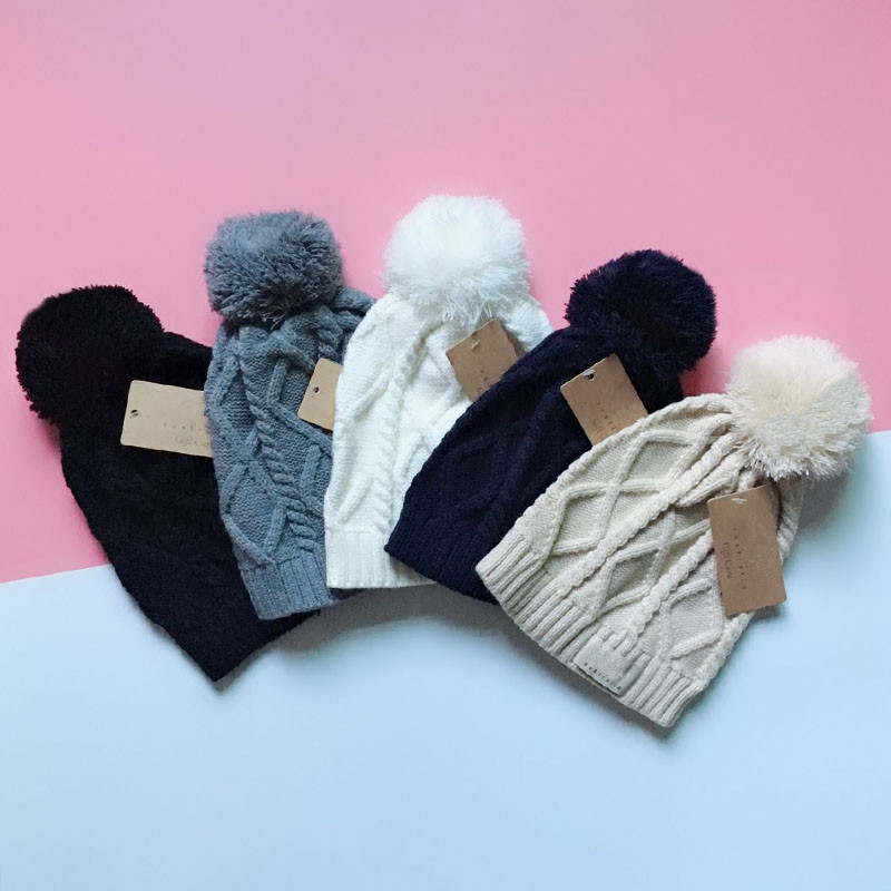 

Australia Designer Knitted Hats Winter Pompon Beanies Women Girls Skull Caps Bonnet Trendy Label Crochet Hat Warm Knit Cap Outdoor Beanie Ear Muff 5 Colors, #1-#8;remark colors u need