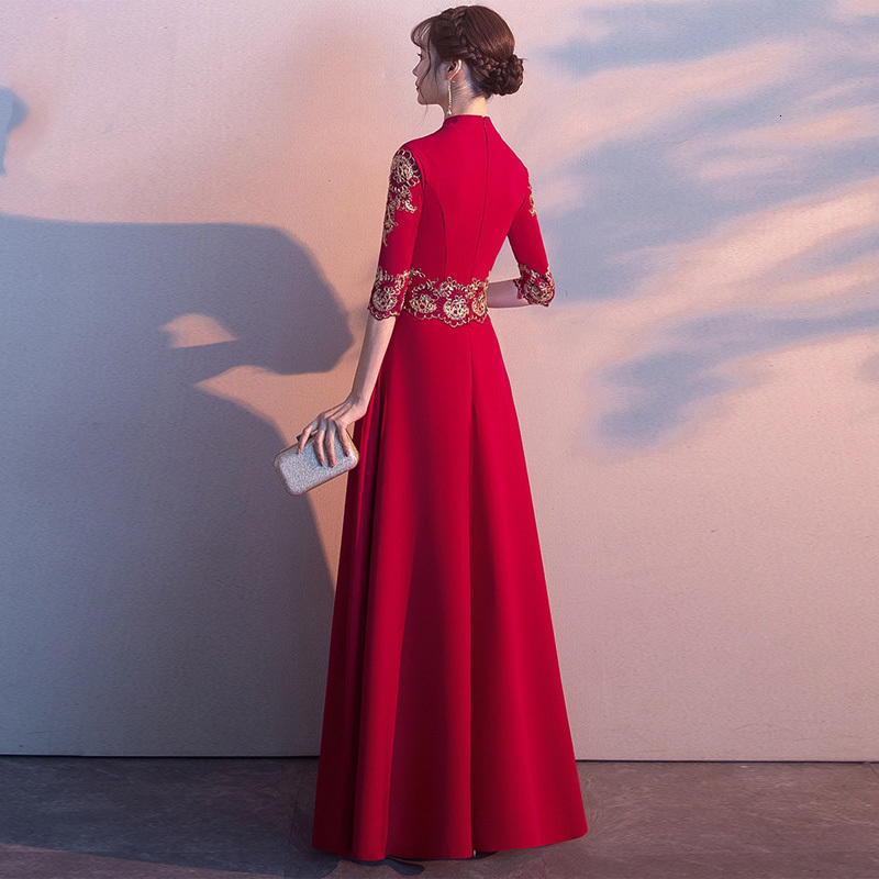 

Dressed in Red Evening 2021 Elegant Summer Embroidery Half Walk Long Adjustment and Enlargement Dress Feminine 7rrj