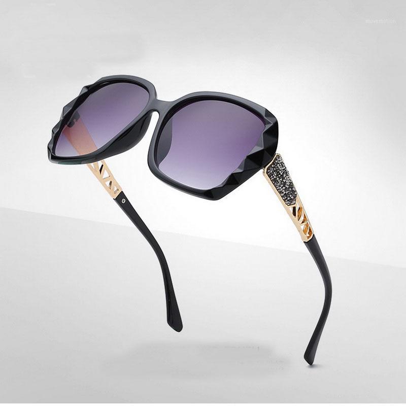 

Women Design Diamond Crystal Sunglasses Square Frame Eyewear UV400 Feminino Mirror1