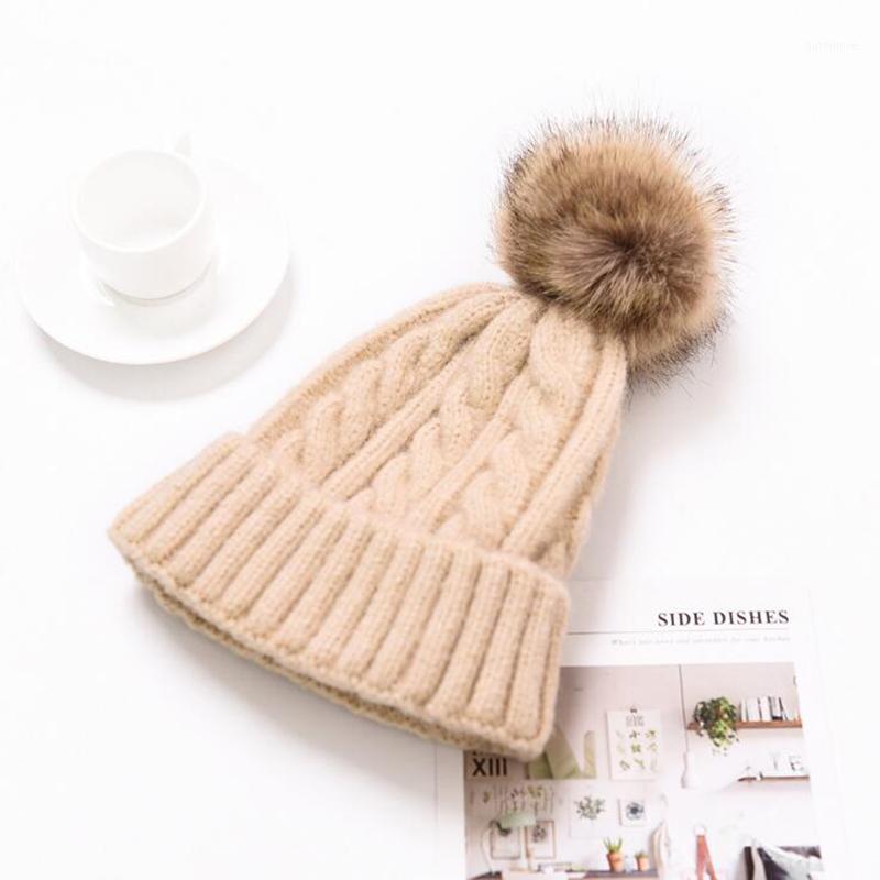 

Autumn and winter new Korean knitted hat woolen hat versatile warm and comfortable Beanies1, White