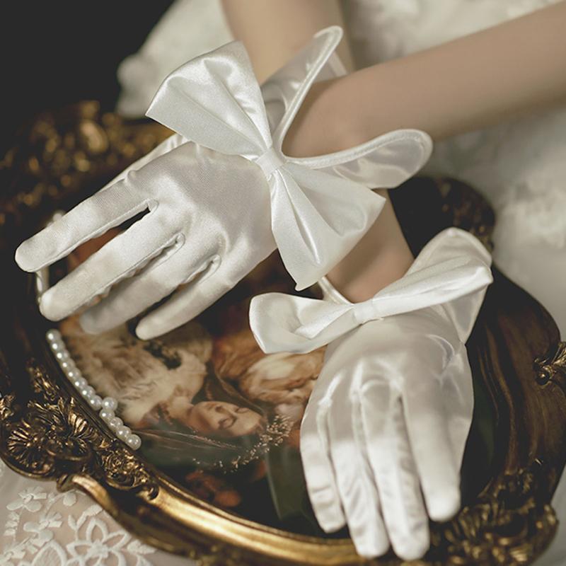 

Korean Female Short Thin Bow Cutout Party Dress Gloves Women Summer Spandex Satin Elastic Anti-UV Sunscreen Driving Mittens