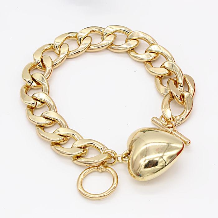

Gold color Metal Chain Bracelets Fashion Heart shaped Pendant Bracelet for women