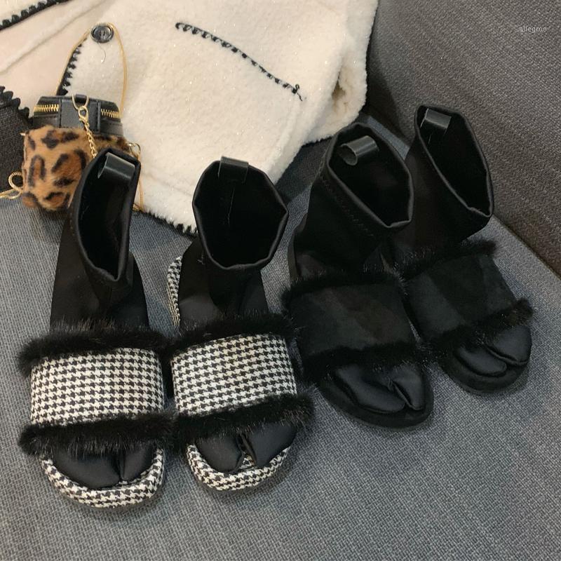 

New Women Fur Slippers Fashion Soft Socks Ladies Flats Slides Furry Causal Outsides Female Slippers Winter Autumn Woman Shoes1, White