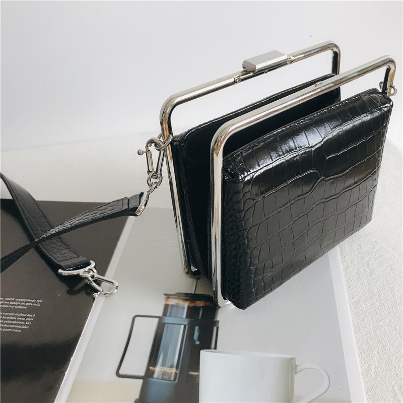 

Genuine Leather Fashion Clip Shoulder Bag Crocodile Pattern Crossbody Bag 2020New Ladies Hand Bags Messenger Bolsas Feminina, Beige