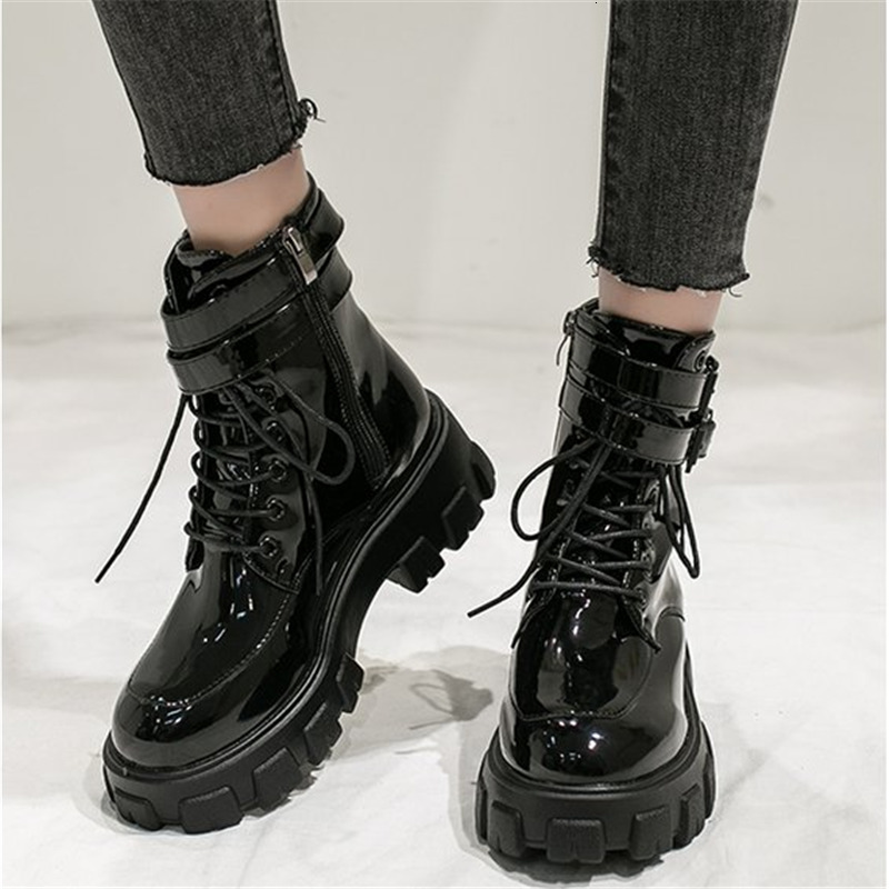 

2021 New British Style High-quality Leather of Women Women's Shoes Winter Sports to Boots S4OE, Black light.