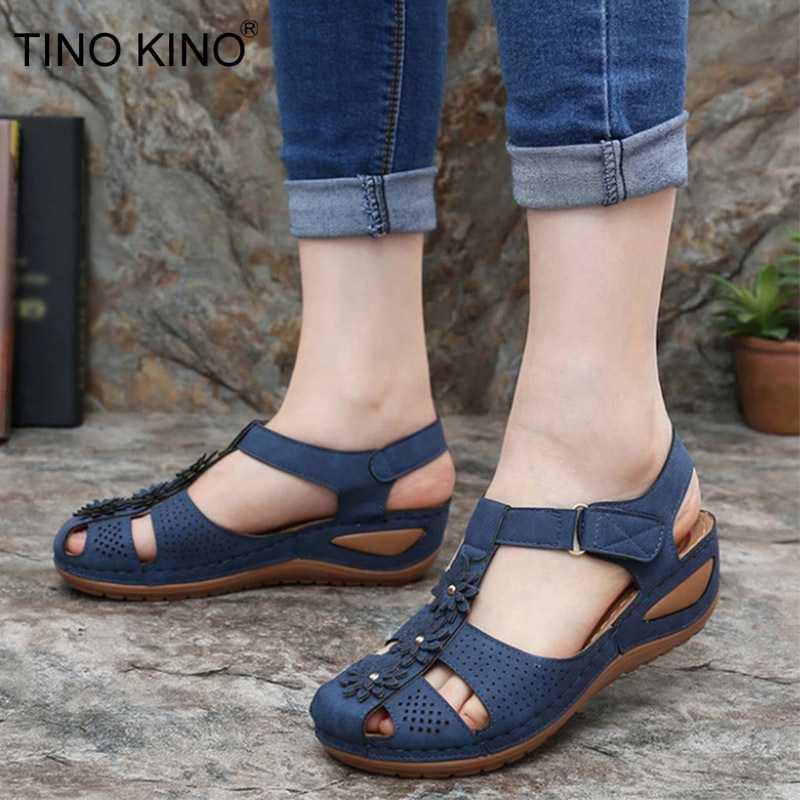 

2021 New Women Retro Hollow Out Sandals Wee Shoes Woman Pu Buckle Rome Ladies Slippers Soft Comfort Casual Footwear 4b3k, White