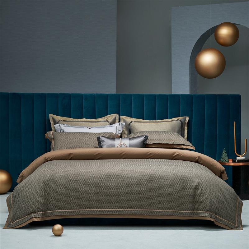 

High-end French Luxury Designer 4PCS King Queen Size Quilts Covers Egyptian Cotton Bed sheet Sateen Bedding Sets Double Linen