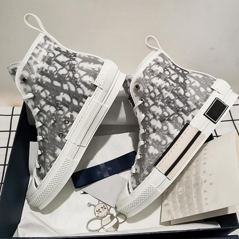 

2020 new Boy girl luxury fashion shoes female designer high heel leather casual running outdoor shoes men and women high shoe size KRA, 1 with box