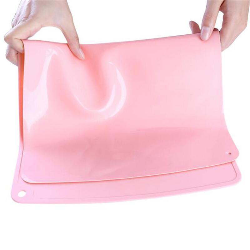 

Placemat For Dining Table Non-Slip Waterproof Kids Placemats Grade Silicone Table Mat Animal Decoration