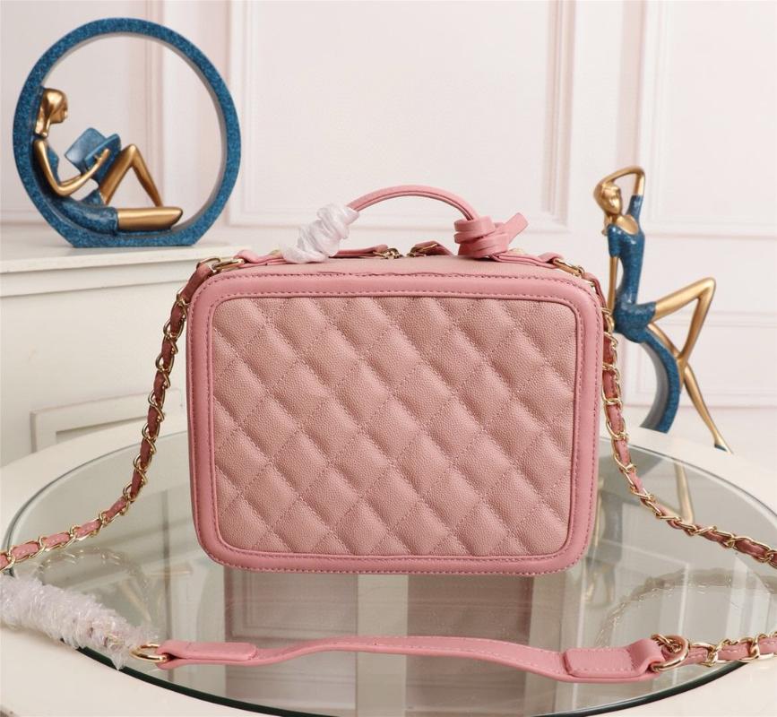 

Bag women 2020 new sheepskin brand Lingge bag Single Shoulder Messenger Fashion versatile chain, Beige