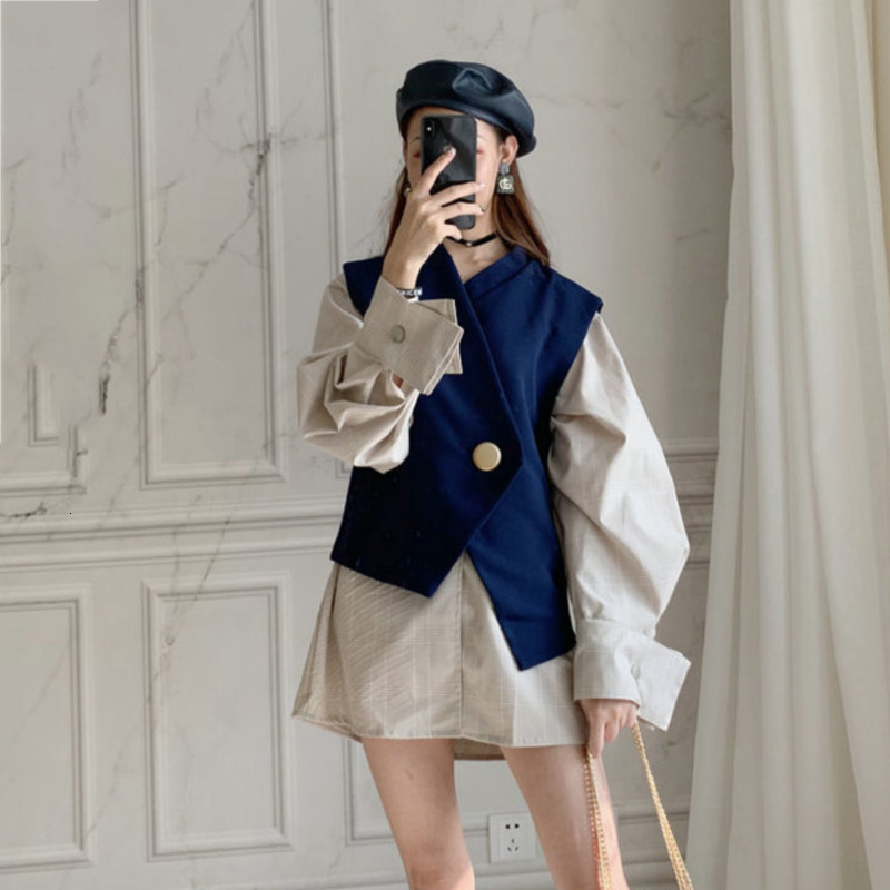 

autumn V Collar Single-breasted Irregular Lantern Long Sleeve Shirt + Sleeveless Waistcoat Fashion Set 210429, Sky blue