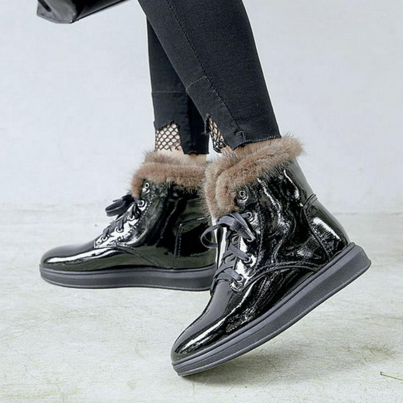 

EshtonShero Shoes Woman Winter Ankle Boots Fur-lined Flat Heel Lace Up Patent Leather+PU Ladies Motorcycle Boots Size 3-9, Black