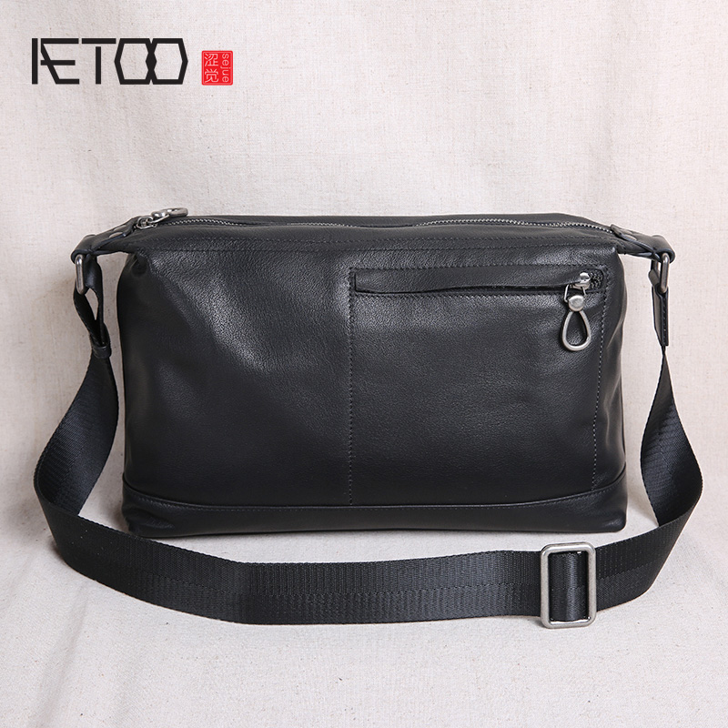 

HBP AETOO Single shoulder men's leather crossbody bag, casual head cowhide men's bag, Black