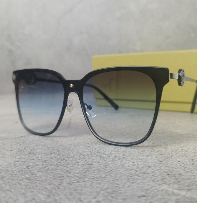 

2022 High Quality Luxury Sunglasses Metal Fashion Frame Brand Polarized UV400 Men's Ladies with Frame Top Full Alloy Beach Party