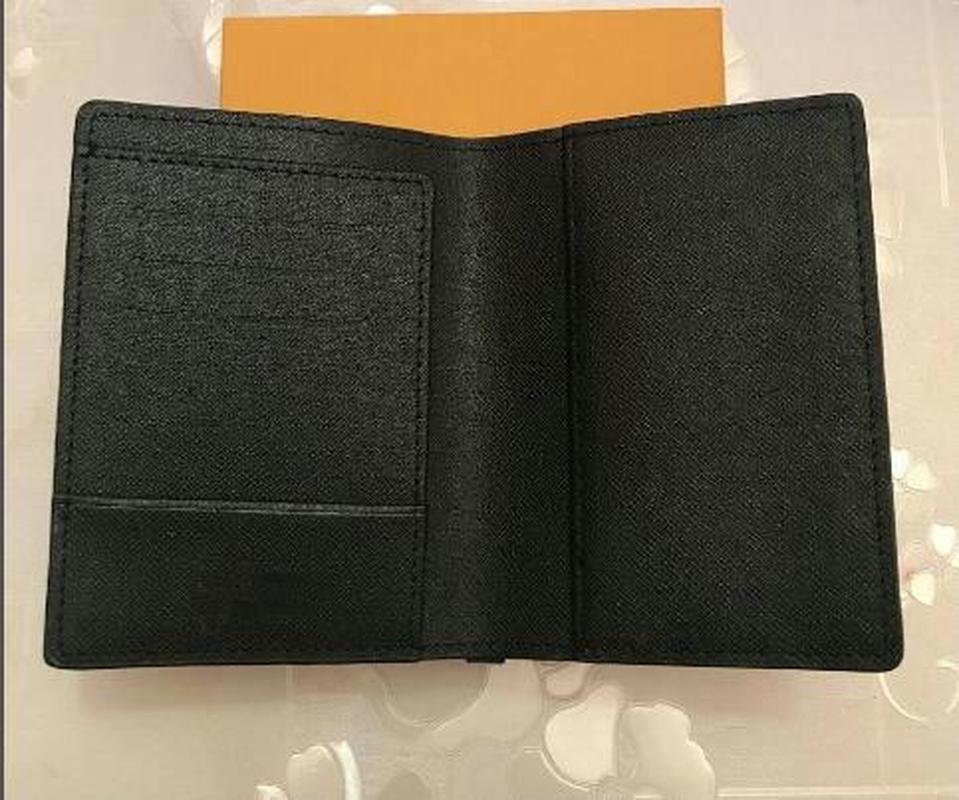 

Luxury Designer PASSPORT COVER Brown Mono Gram Canvas Leather White Black Checkered Eip Leather Free Shipping Wallets & Holders, Red;black