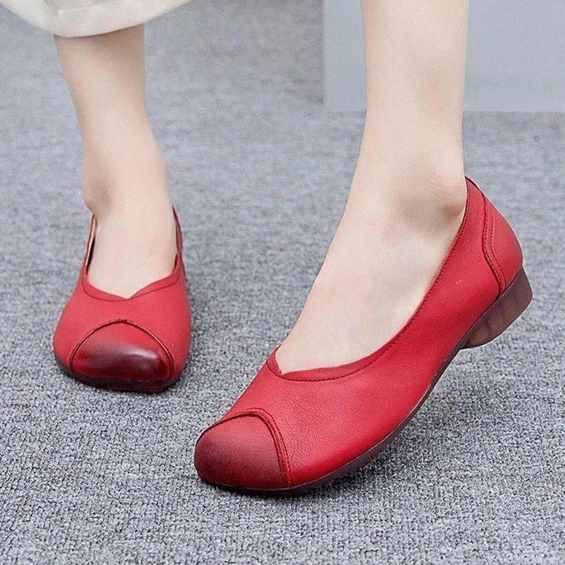

Women Flats Retro Slip on Flat Shoes Anti-Slippery Grandmother Shoes Black Loafers 2020 New Red Comfortable Ladies 8574N #Fg9I