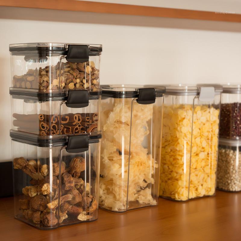 

Sealed tank storage box transparent plastic household kitchen spices nuts grade grain storage box1
