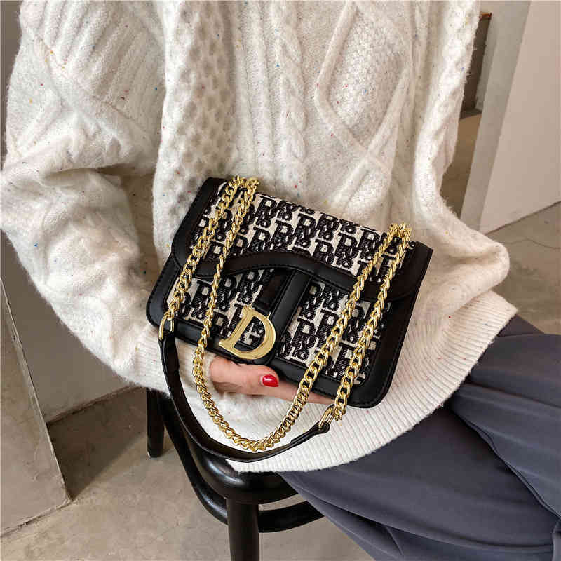 

2022 Latest Models handbag wholesale Direct women's personality chain trend Korean red shoulder 8SD4
