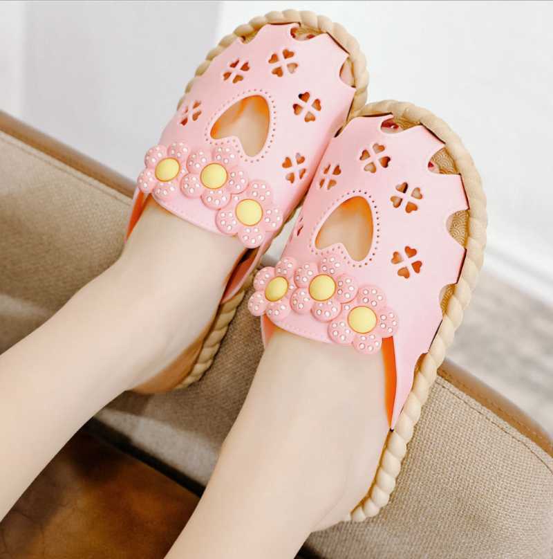 

Ladies Sweet Flowers Slippers Summer New Women Casual Home Shoes Fashion Outer Wear Ims Hollow Flowers Girls Beach Slides, Pink