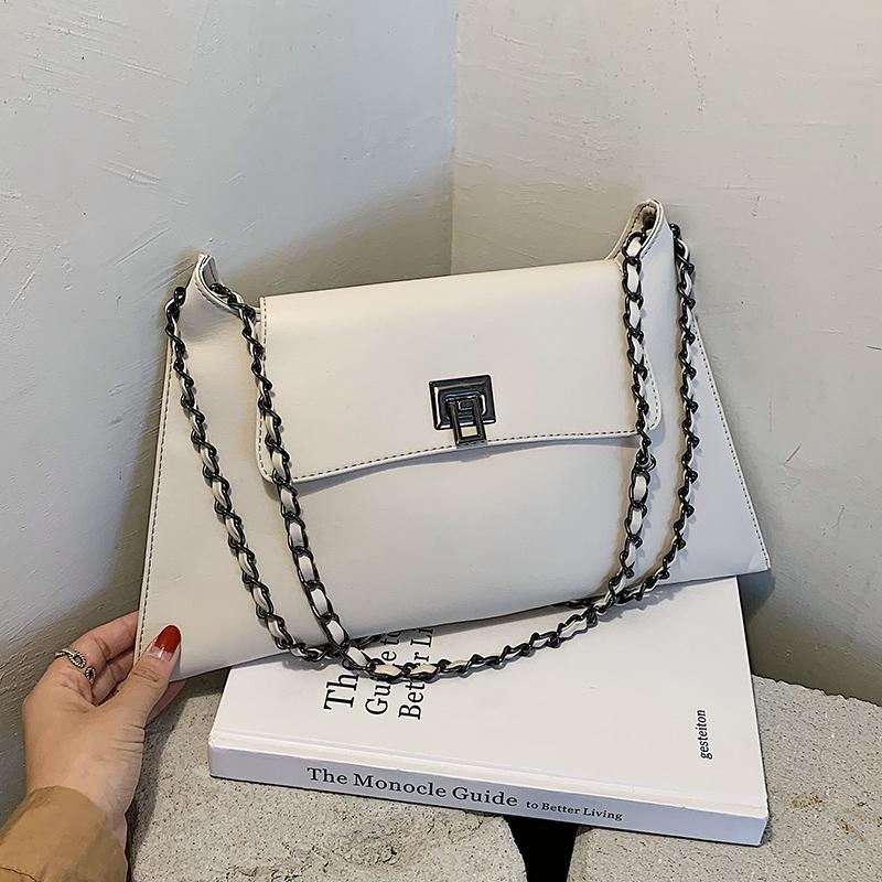 

Solid color Flap Crossbody bag 2020 Fashion New High quality PU Leather Women's Designer Handbag Chain Shoulder Messenger Bag, Black
