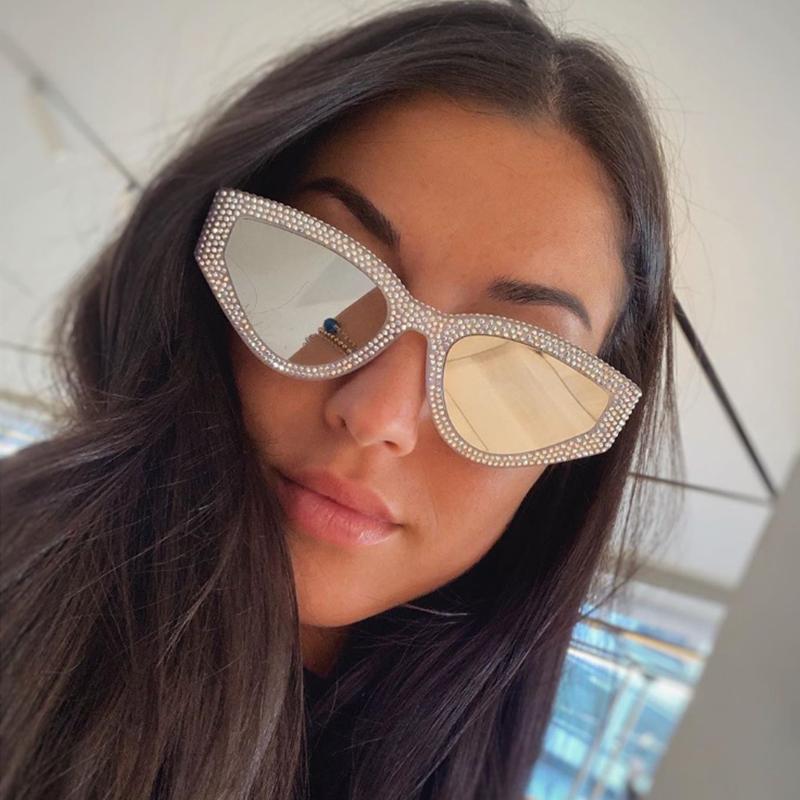 

Retro mirror Cat eye Women sunglasses Black Fashion Female glasses Vintage Sunglasses Shades Eyewear Oculos