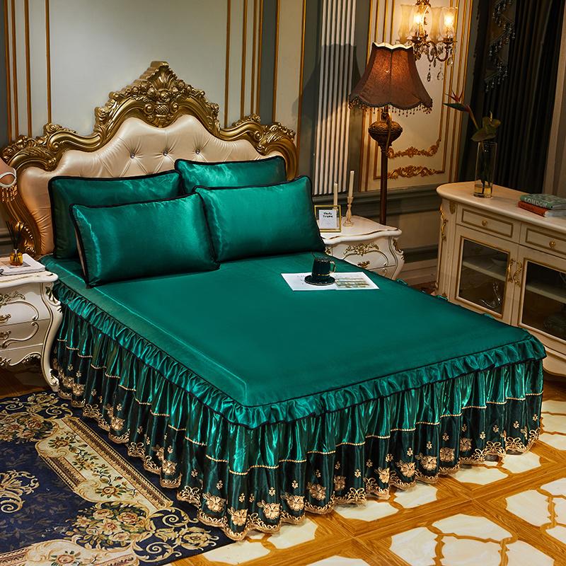 

Viscose Fiber Mat Summer Sleeping Mat Lace Bed Skirt Three-Piece Bedspread Anti-Slip Rinsing Machine Air Conditioner Washing, White