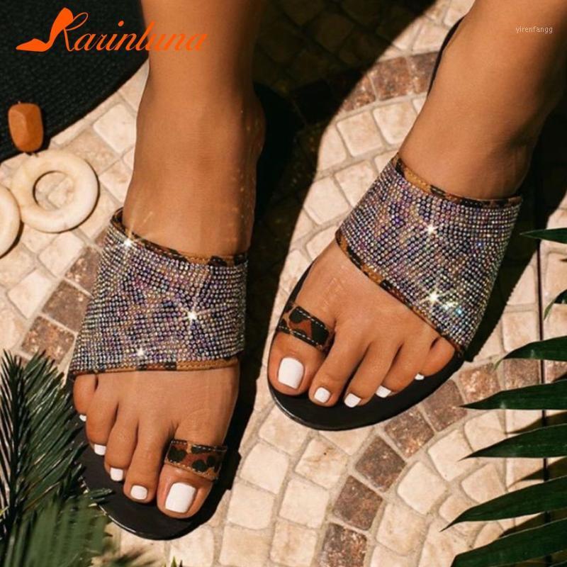 

Karin 2020 New Design Large Size 43 Slip On Summer Slippers Woman Shoes Shallow Crystal INS Hot Dropship Slippers Female1, Black