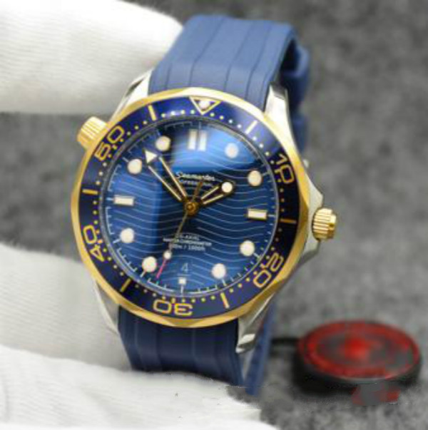 

Hot 42MM Automatic Outdoor Mens Watches Watch Yellow Gold Case Blue Dial With Blue Rubber Band Rotatable Bezel and Transparent Case Back